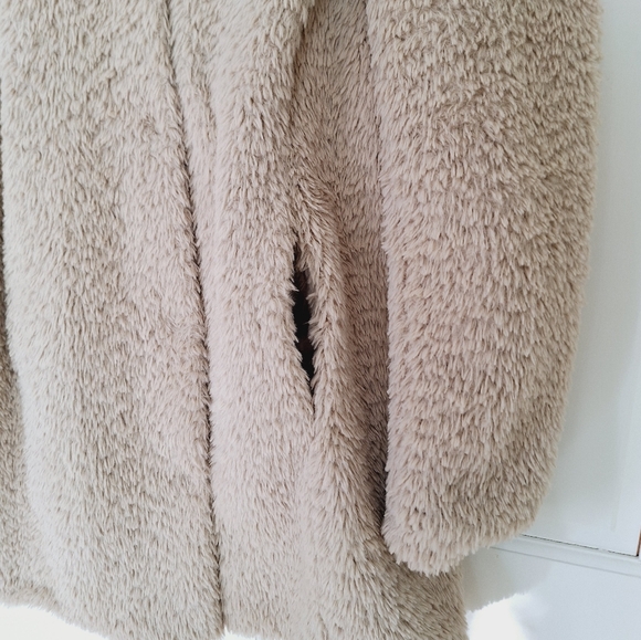 Kenneth Cole teddy bear winter coat -- NWOT - Picture 3 of 8